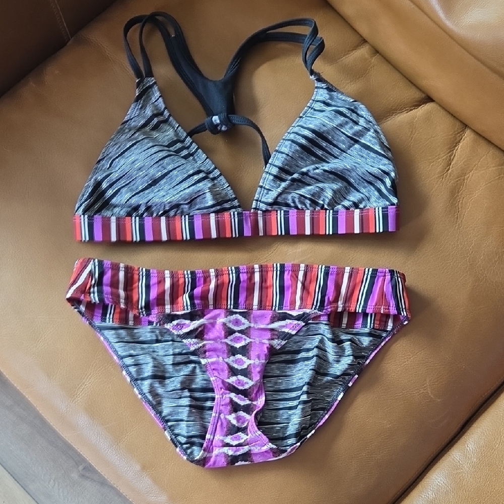 Athleta Multicolor Striped Bikini W/ Reversible Bottom. - Picture 4 of 4